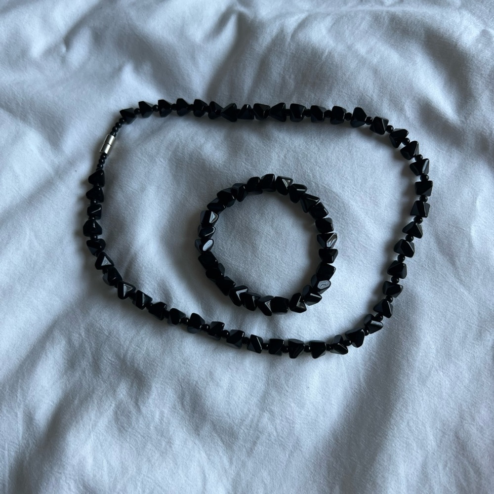 Matching necklace and bracelet set